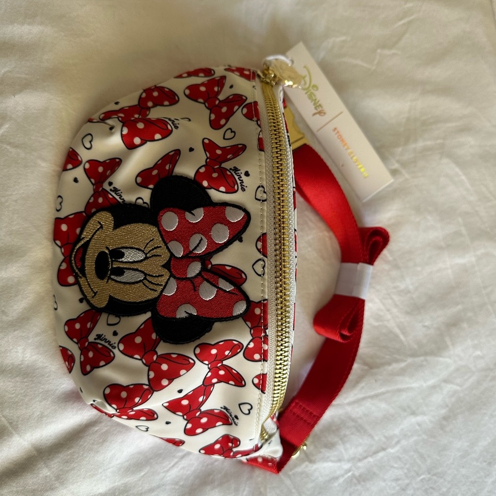 SCL fanny pack, all dressed up print with Minnie patch. NWT, perfect condition.